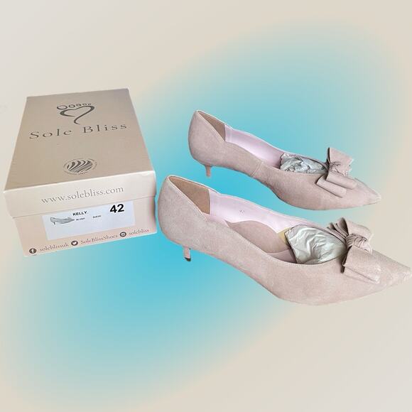 Sole Bliss Kelly Blush Pink Suede Low Heels Womens Sz 11 US 42 New NIB $315 - Picture 16 of 16